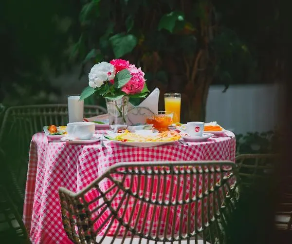 Apartment Mali I Robit